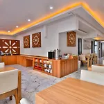 Side Guenes Otel